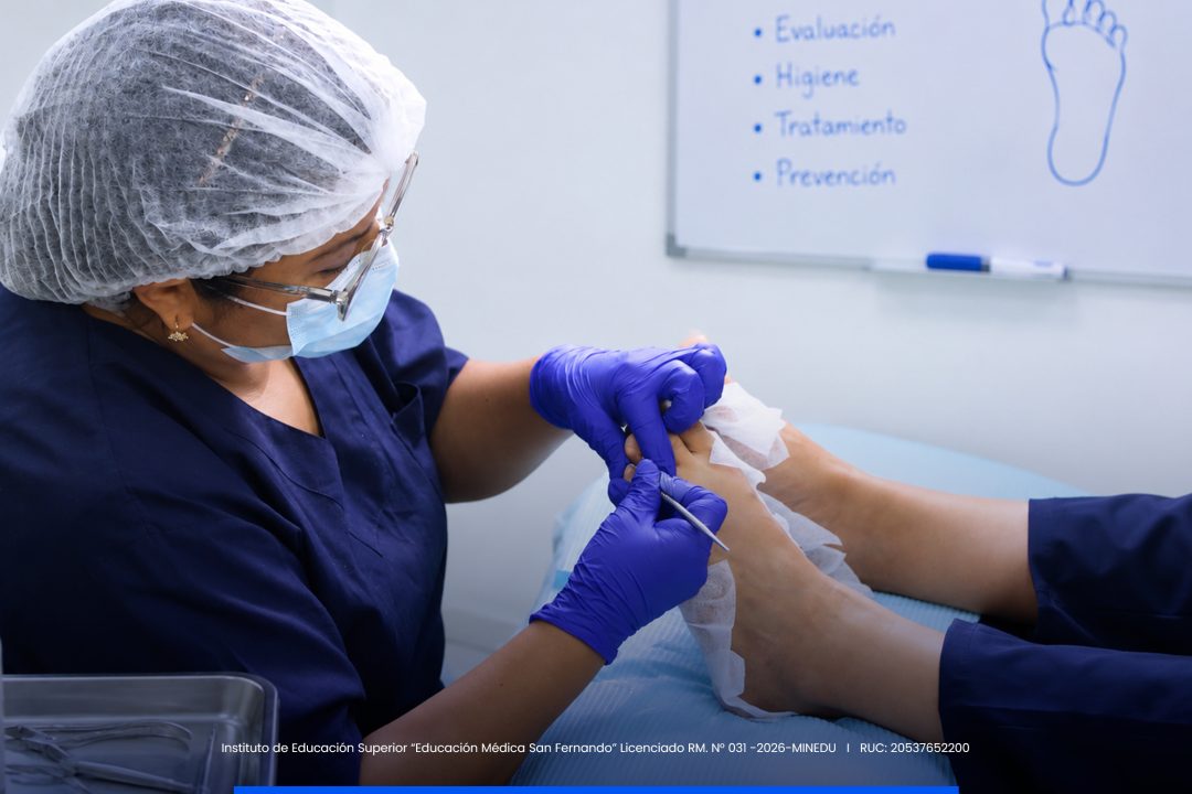Clase de podologia basica clinica avanzada en lima curso corto en lima