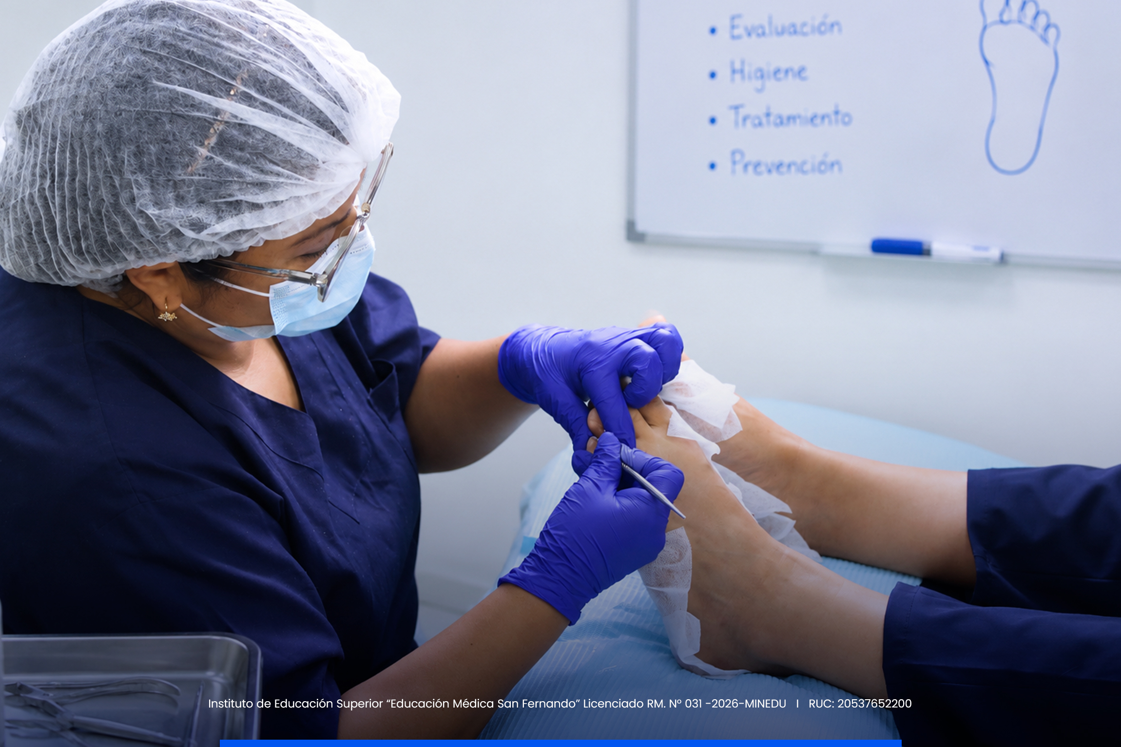 Clase de podologia basica clinica avanzada en lima curso corto en lima